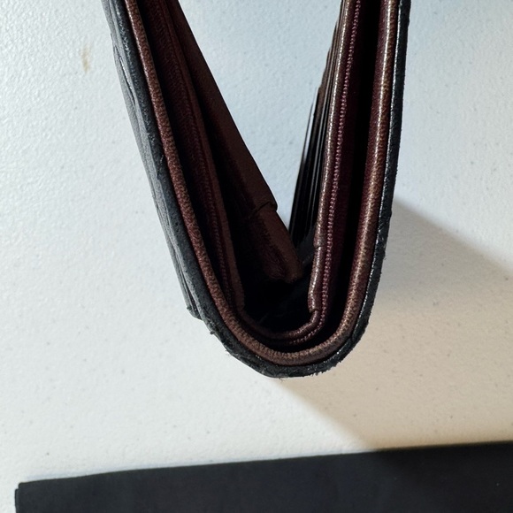 CHANEL Black Quilted Wallet - Picture 8 of 11